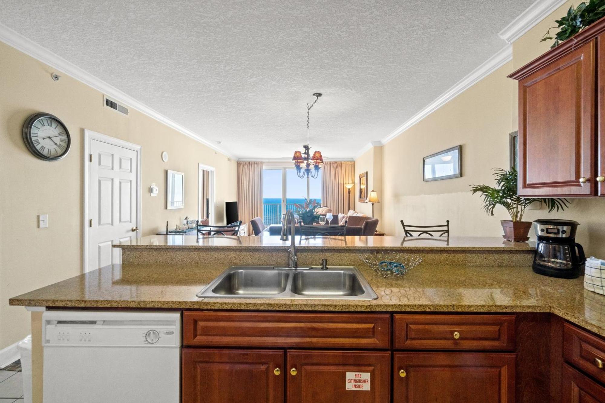 Ocean Villa Condos #1801 By Book That Condo Panama City Beach Kültér fotó